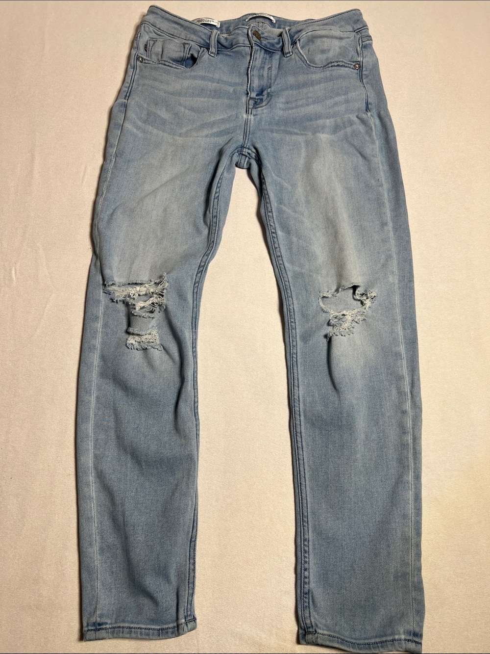 Vigoss Women's Light Blue Skinny Ripped Jeans